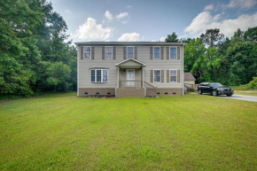 Group-Friendly Myrtle Beach House with Deck